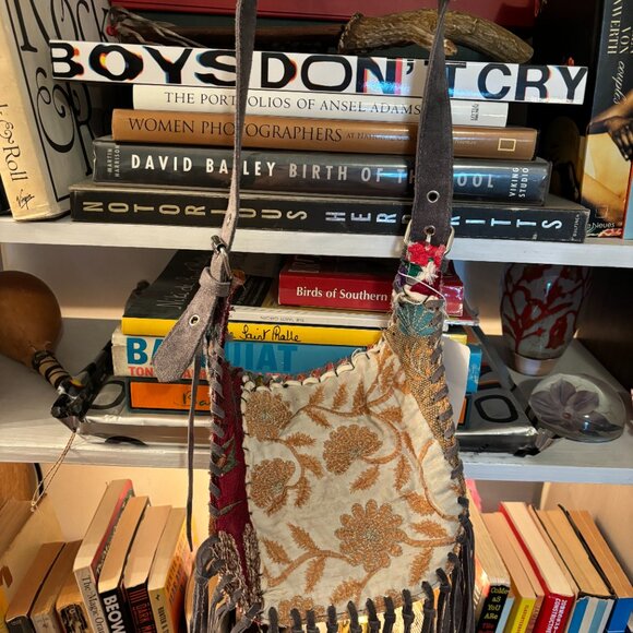 RAJ SUEDE FRINGE BELT BAG - Picture 5 of 5